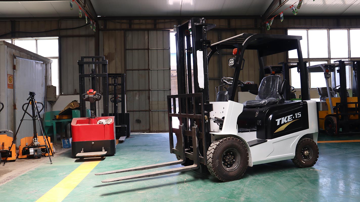 CPD-15 Electric Forklift